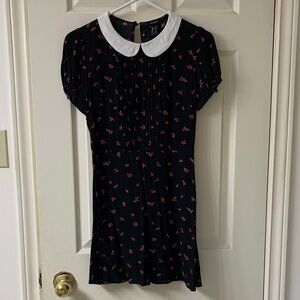 🌷3 for$25🌷Forever 21, US S, Black Red & White Floral Peter Pan Collar Mini Dress